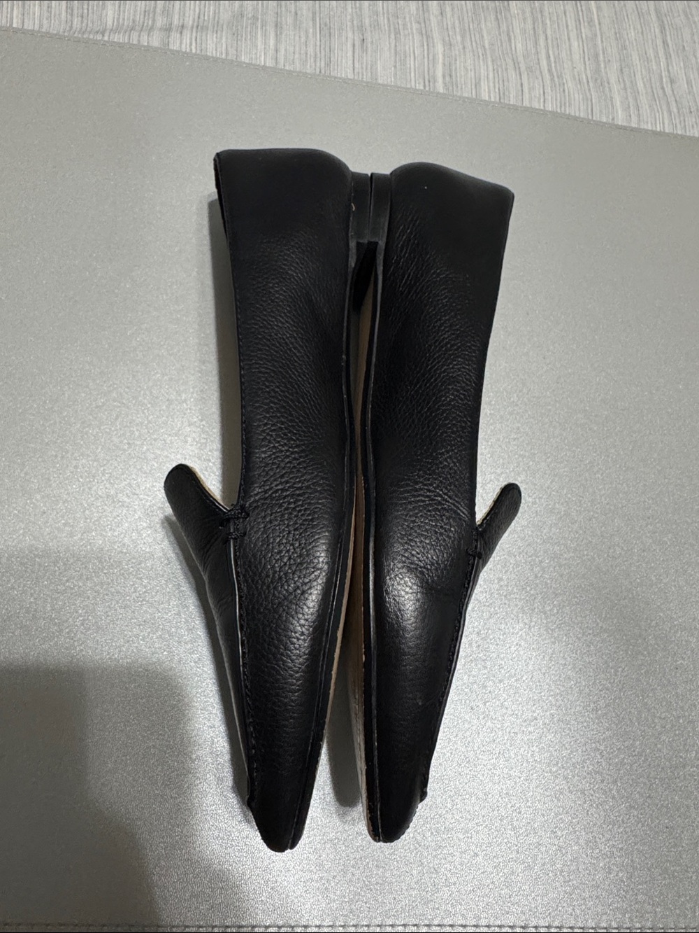 Karl Lagerfeld Paris Destine Black Leather Loafers Flats Pointed Toe Size 8 - Picture 9 of 12